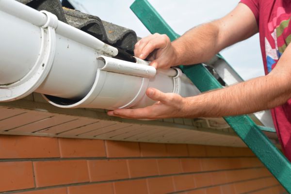 Cost of Large Gutter Repair in Marco Island