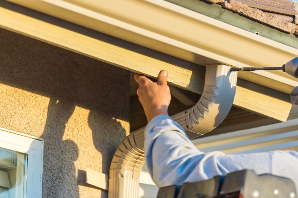 Cost of Aluminum Rain Gutter Service in Marco Island